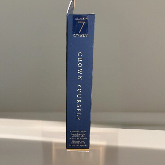 KISS Majestic Nails – “Crown Yourself” - Picture 3 of 5